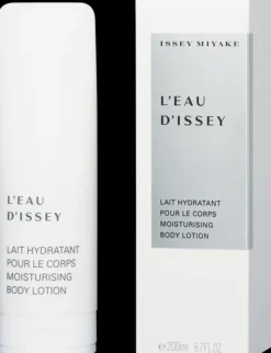 Issey Miyake L'Eau d'Issey Moisturizing Body Lotion