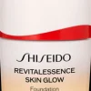 Shiseido Revitalessence Skin Glow Foundation